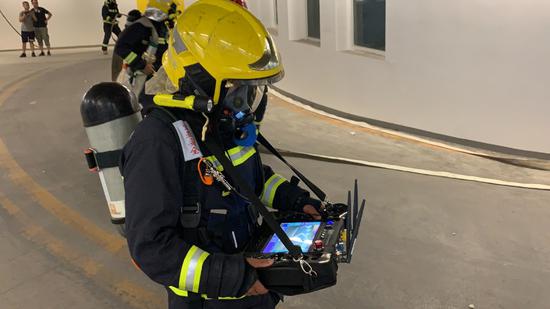 消防機(jī)器人、水下航行器…北京應(yīng)急救援新添“機(jī)器戰(zhàn)警”(圖3)